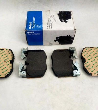 DELPHİ BMW ön fren balatası G30-F90-M5 2020 model ve üzeri 34116888457